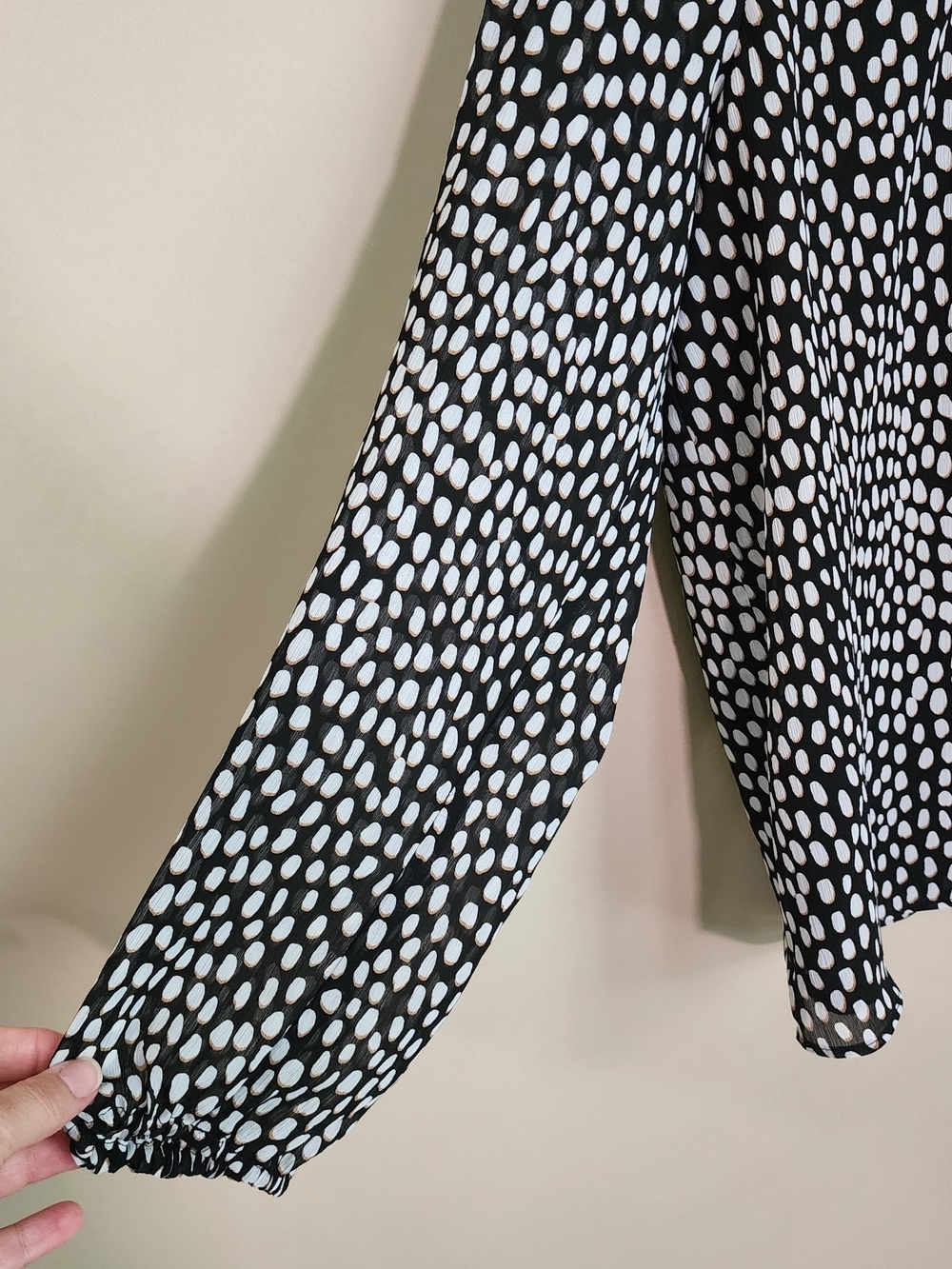 J. Crew Black and White Smocked Neck Top Longsleeve Women Size L Work Office - Picture 5 of 9